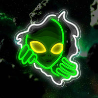 Alien in the wall